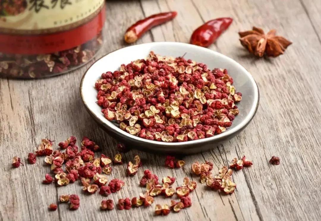 天府旅游美食·舌尖上的非遗|陈麻婆豆腐：寸琼方玉披红彩，火龙生风五内春