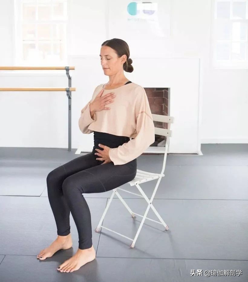 8个动作提升你的灵活度,三个动作胸椎灵活性训练