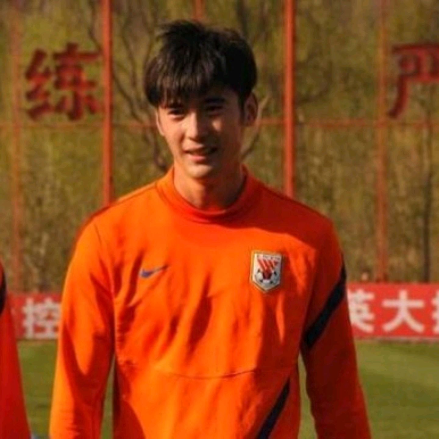 国足新星李嗣镕图片,前国脚李明儿子李嗣镕