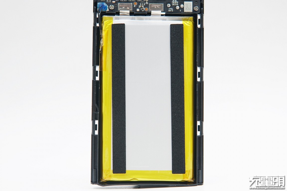 支持三星25w的移动电源,三星20000mah移动电源拆解