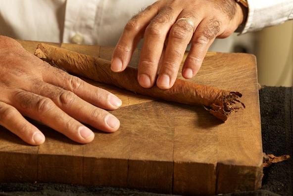 古巴当地烟贵吗,古巴烟价格表