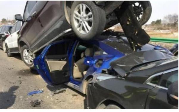 本田思域车顶抗压能力,本田思域缸压不足