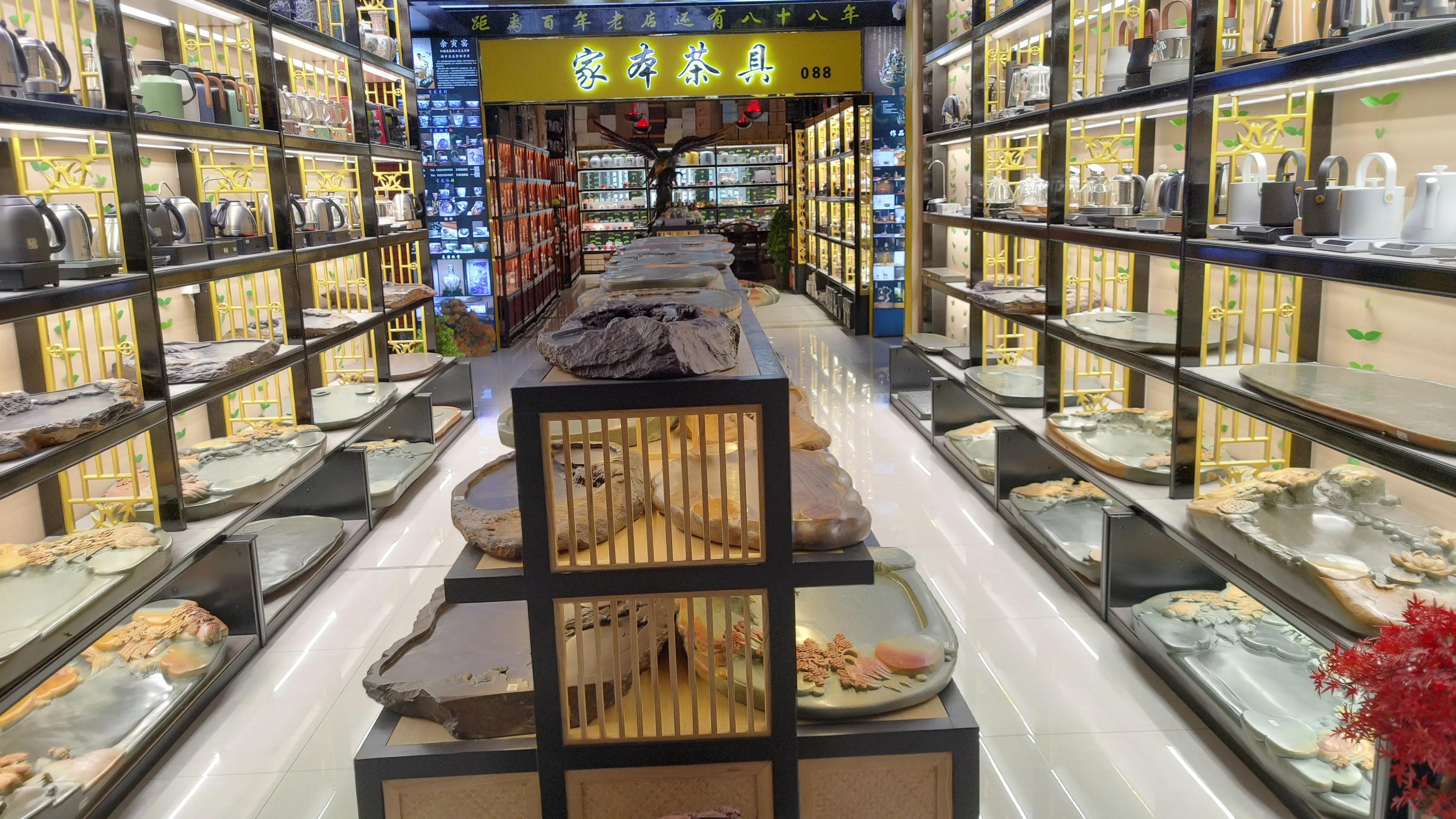 去古玩城买古玩，不懂行别下手