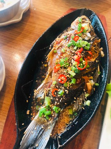 一天卖3万串的烧烤摊,烧烤只卖牛肉串