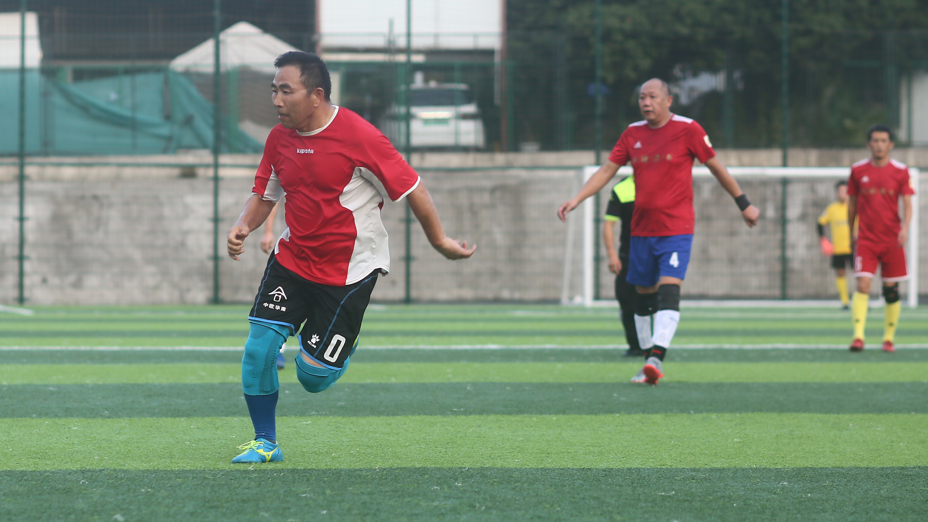 深圳草根足球队,深圳草根足球联赛