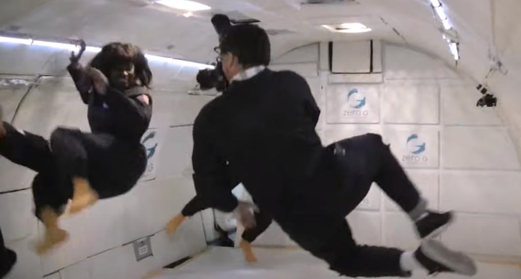 宇航员怎么在太空上方便,航天员在太空里要如何洗澡