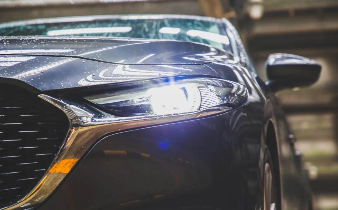 11.59万思域,思域的cvt和昂克赛拉的6at哪个好