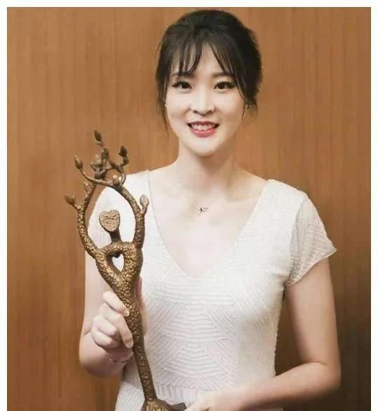 体坛第一女神潘晓婷,中国体坛十大美女刘湘