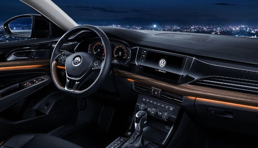 这两款b级车颜值高空间大,落地20万左右最值得买的车