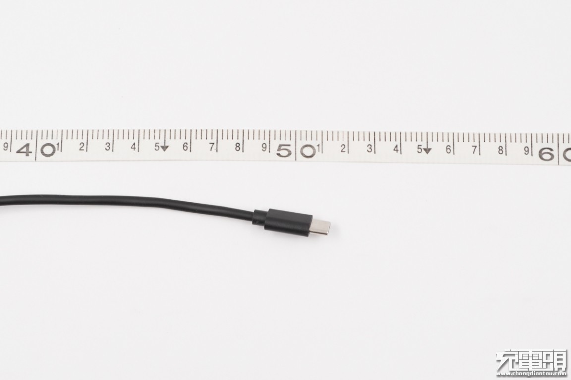 羽博充移动电源拆解,羽博20w快充头拆解