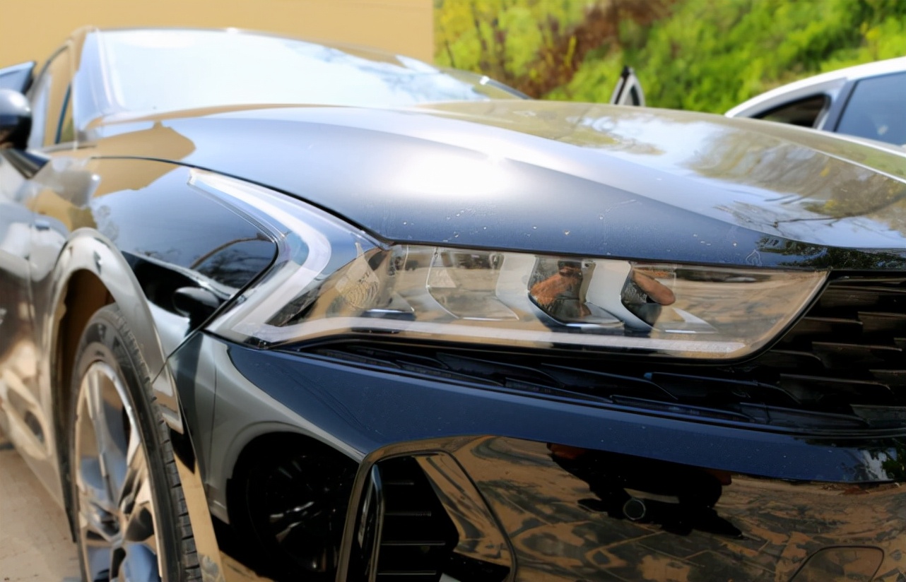 刚提20款K5凯酷尊贵科技版,20款起亚k5凯酷1.6t二手车