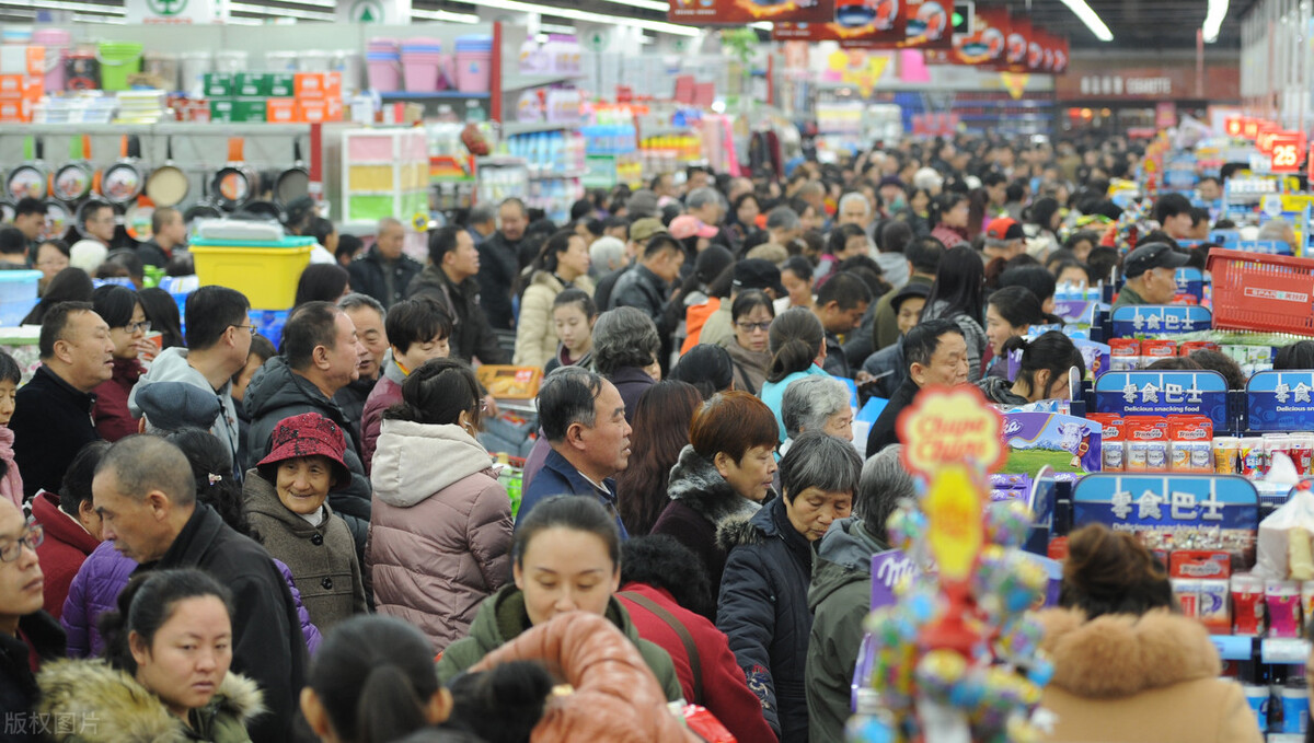 大姐用10块钱创业赚了3000万,卖西瓜3个月赚10万他是怎么做到的