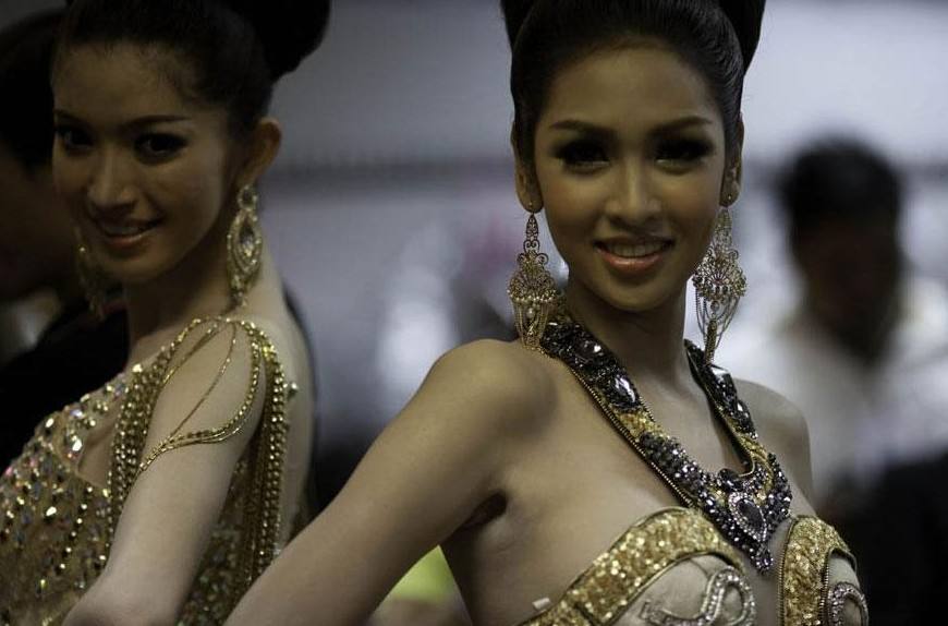 泰国酒吧为什么不让印度人进去,泰国酒吧去玩危险吗