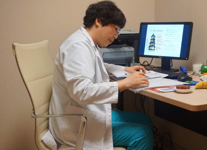 怀孕初期正常孕酮值和hcg值是多少,怀孕初期孕酮值和hcg值多少算正常