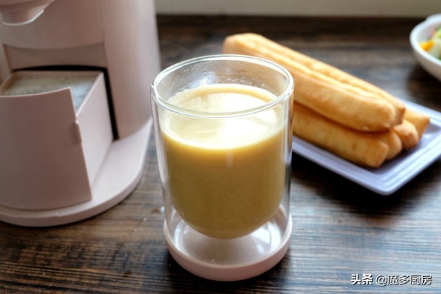 豆浆怎么做才会顺滑营养又好吃,自己在家做豆浆美味营养又健康