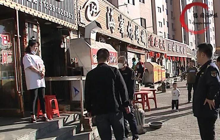 多部门整治烧烤摊,执法大队烧烤专项整治