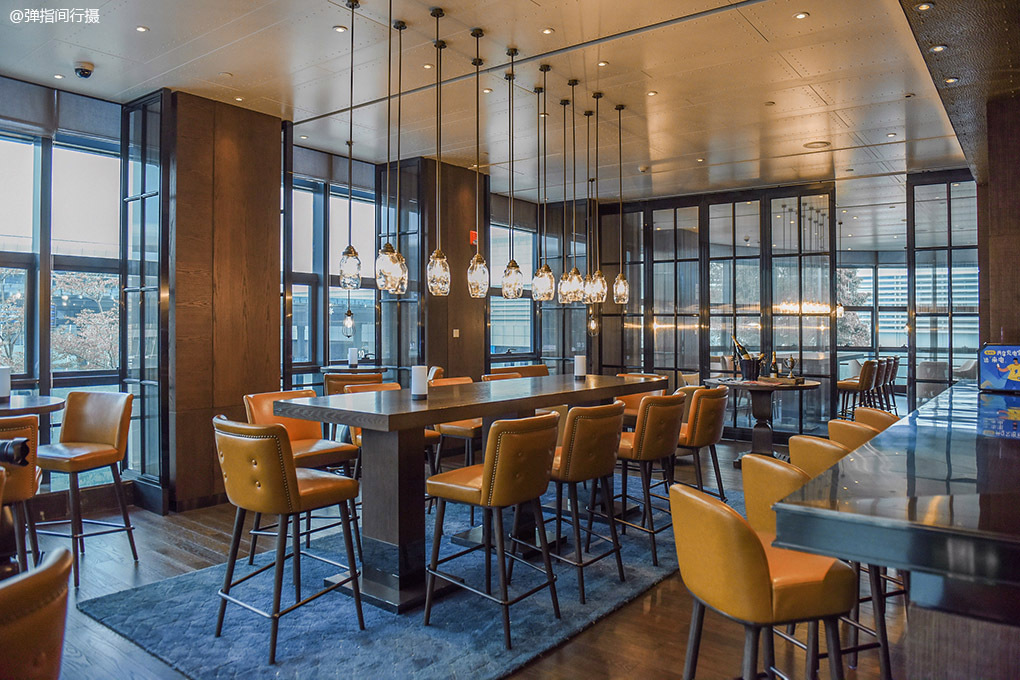 度假从候机开始，这间开在机场里的酒店，既安逸又不会误机