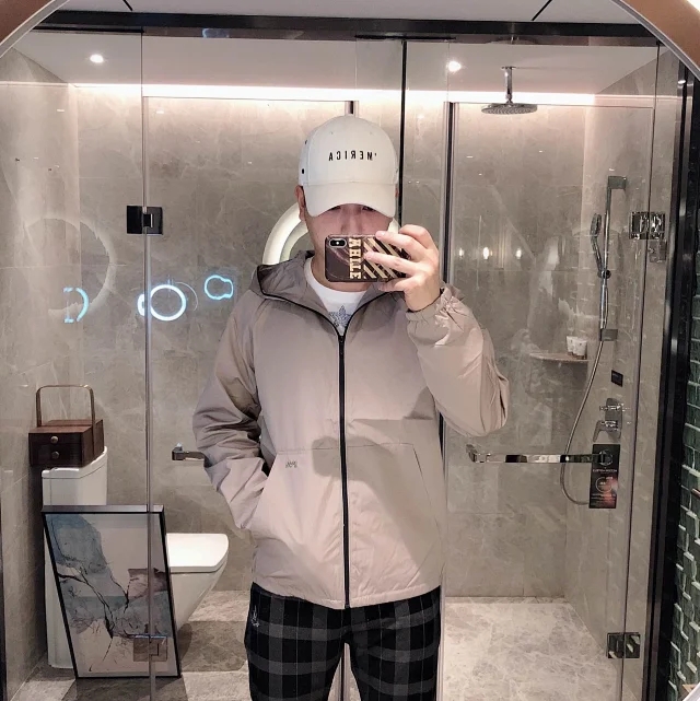 阿玛尼最新款男士夹克,阿玛尼新款夹克