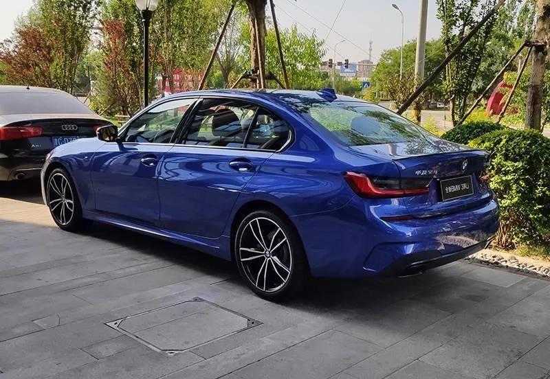 君威gs和宝马3系对比视频,别克君威gs对比宝马3系