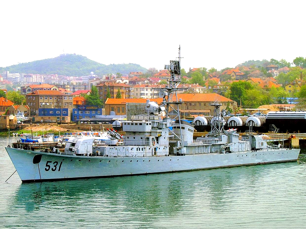 大口径舰炮发展历程,新中国海军大口径舰炮