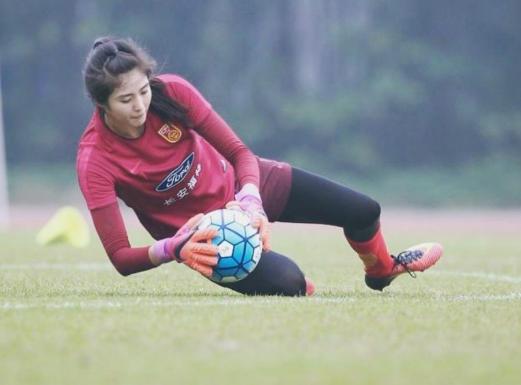 潘晓婷逆袭成功,体坛女星潘晓婷