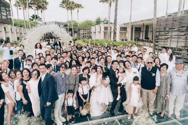 贾静雯修杰楷祝福梧桐妹,贾静雯晒咘咘温馨视频