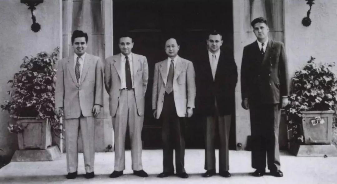 钱学森钱三强是什么关系,钱学森钱钟书钱三强是一家人吗