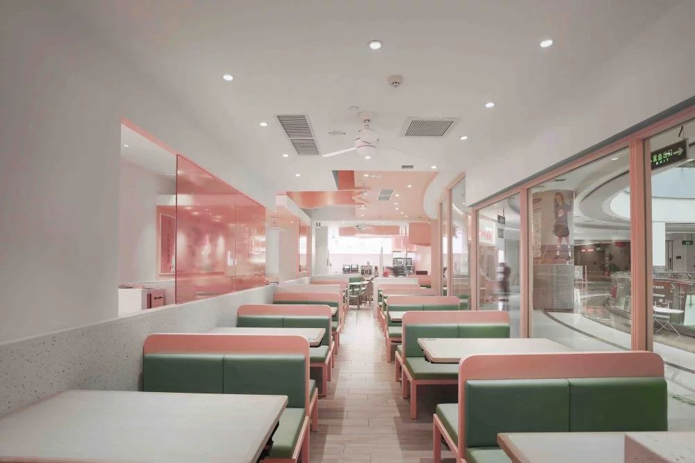 经典案例|董小婉、谭福锅、卢家妈妈……如何炼成爆红品牌？