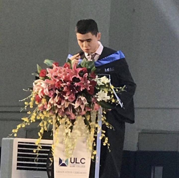 黄一山周星驰电影中十大黄金配角,黄一山说周星驰拍戏