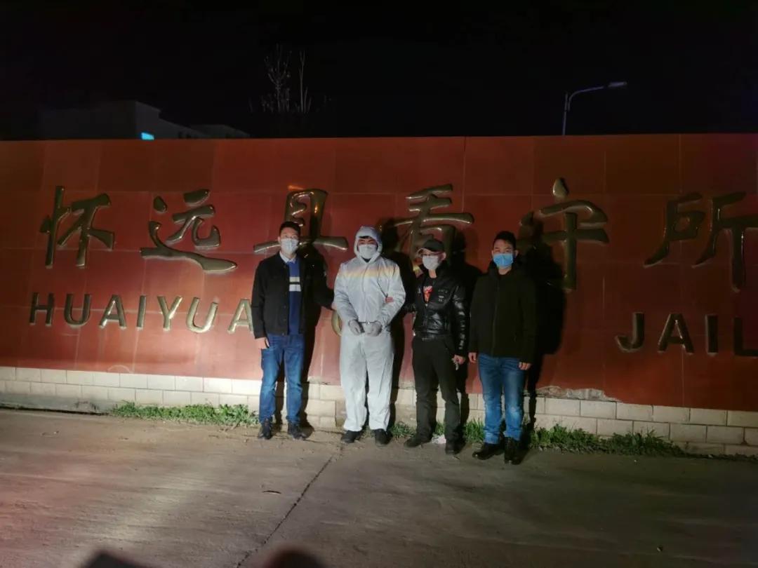 男子诈骗得手后挑衅：你让警察来抓我啊！警察：来了！