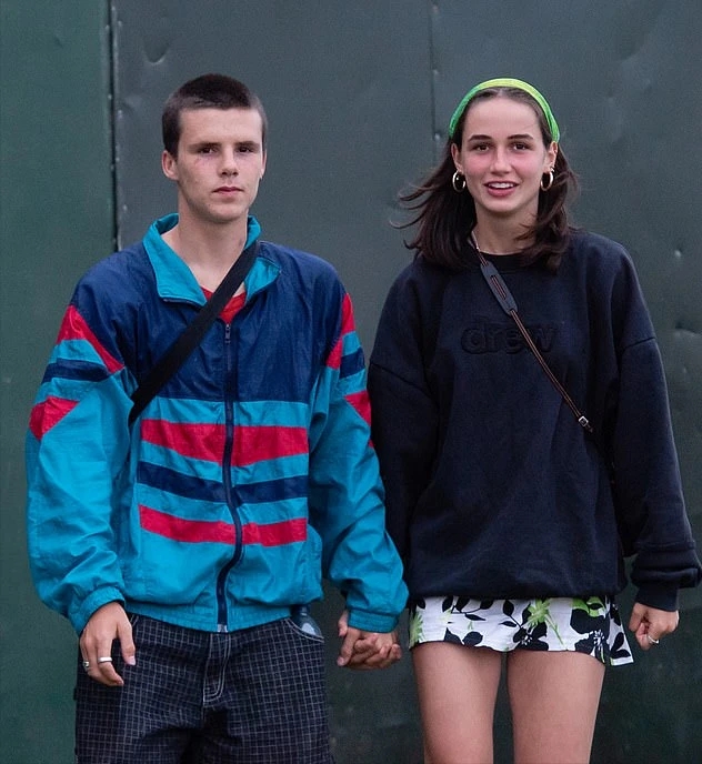 小贝儿子职业生涯首秀,小贝二儿子最新照片