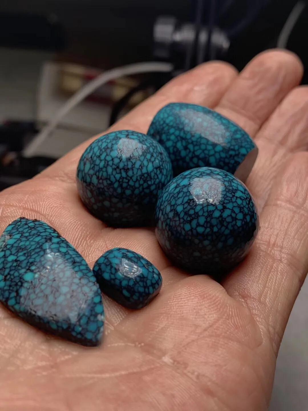 乌兰花绿松石价格,乌兰花绿松石极品