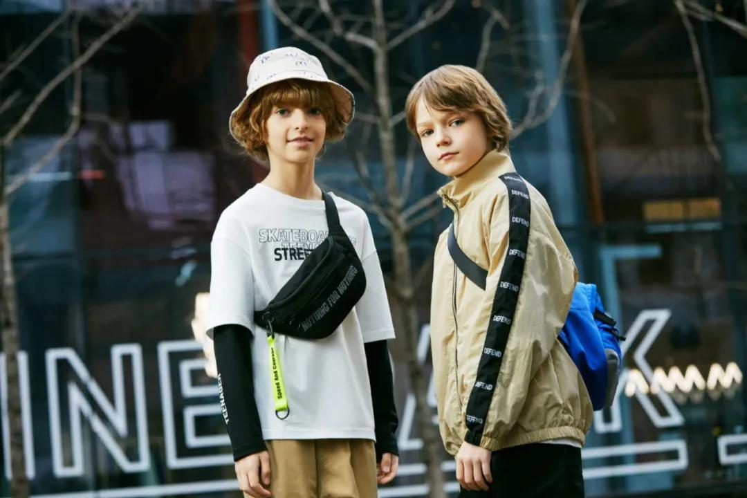 巴拉巴拉童装店铺风格,巴拉巴拉童装引领时尚潮流