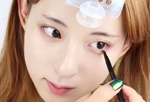 高级感妆面的化妆要点,简单易上手的甜酷妆容