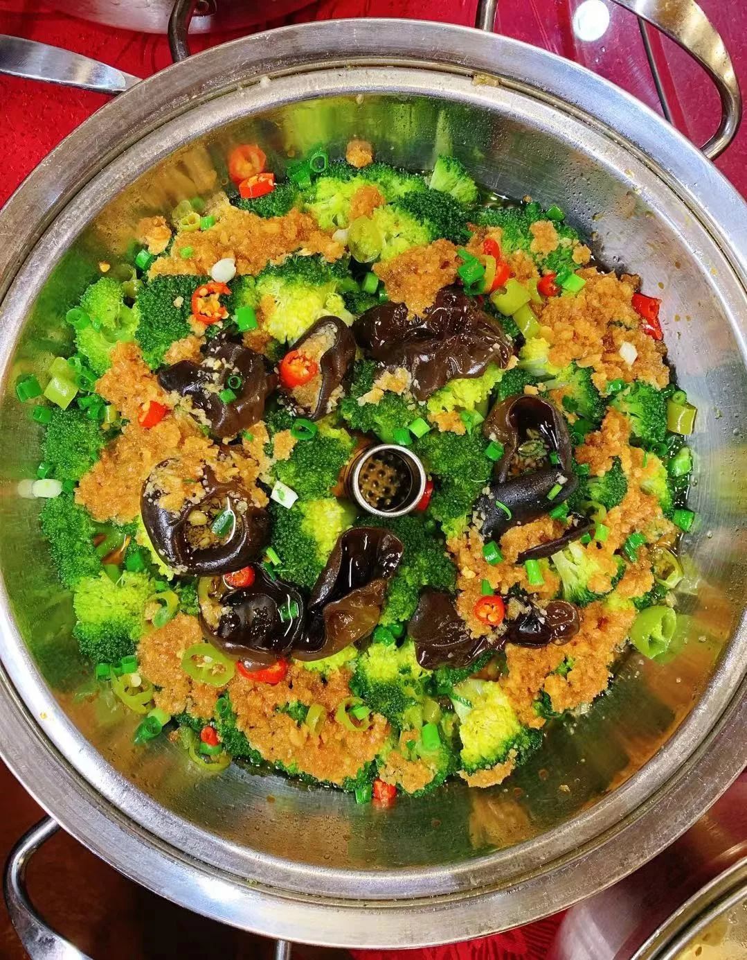 网红海鲜大铁锹在什么地方,网红大铁锹海鲜酱料