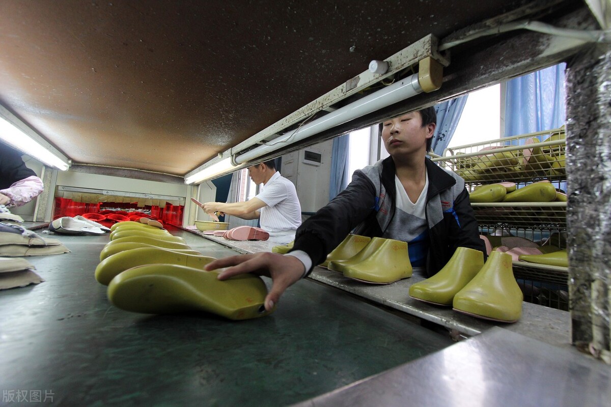 温州鞋和晋江鞋哪个好,福建的运动鞋质量好还是温州的好