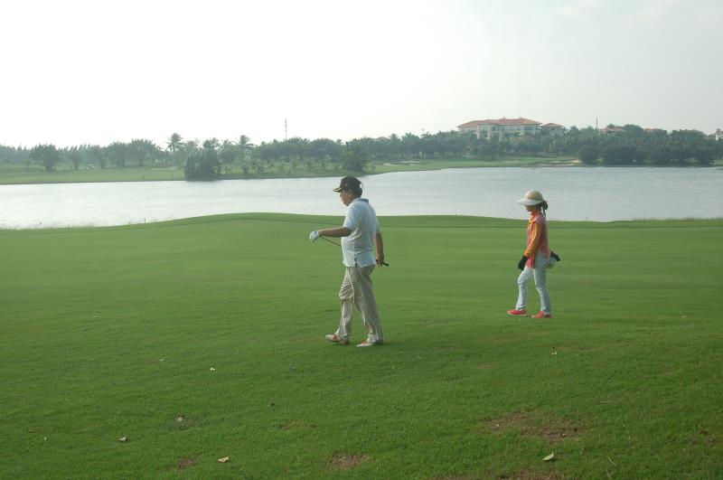 2020迎国庆庆中秋老年广场舞大赛,迎中秋庆国庆佳宁娜月饼杯