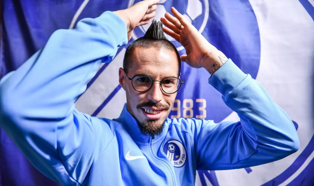 大连人职业足球俱乐部视频,大连人职业足球俱乐部新球衣