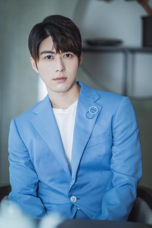 黄景瑜和陈学冬的综艺节目是什么,黄景瑜和陈学冬你会选谁