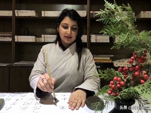 中巴友谊之花香满书院