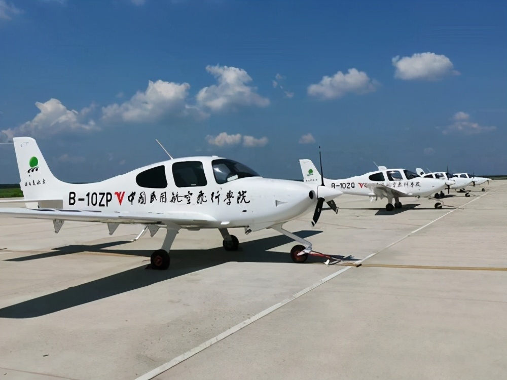 中国民用航空飞行特色专业,中国民用航空飞行学院专业排名