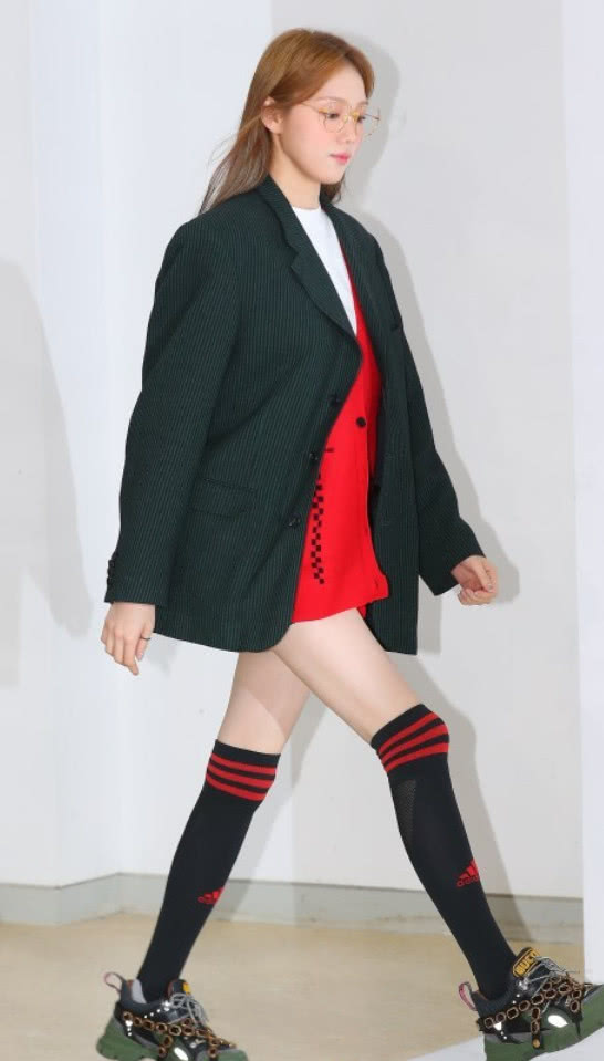 杨超越印花袜,杨超越袜子怎么样