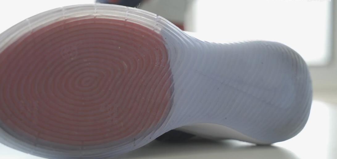 alphadunk偏大吗,hyperdunk2017tb实战测评