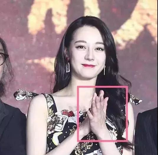 史上最迷离女星之林允被CK挖墙脚，我真香了