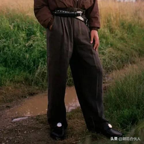 你认识VANS的一脚蹬，却未必知道这一双