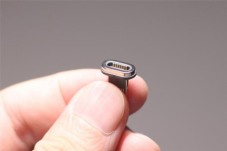 抖音爆火磁吸数据线有用吗?卡斐乐磁吸数据线方便盲插快速充电