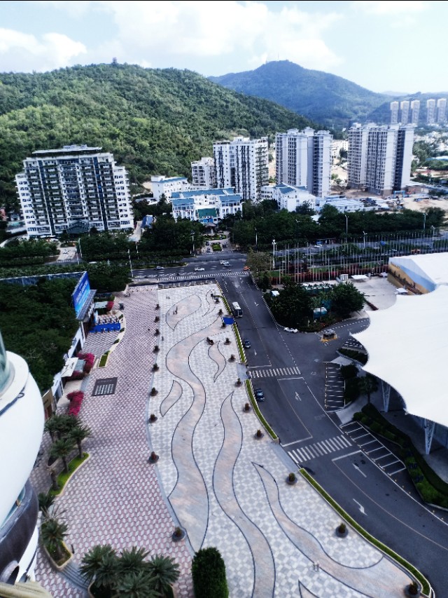 美丽之冠大树酒店,美丽之冠大树酒店距离海边多远