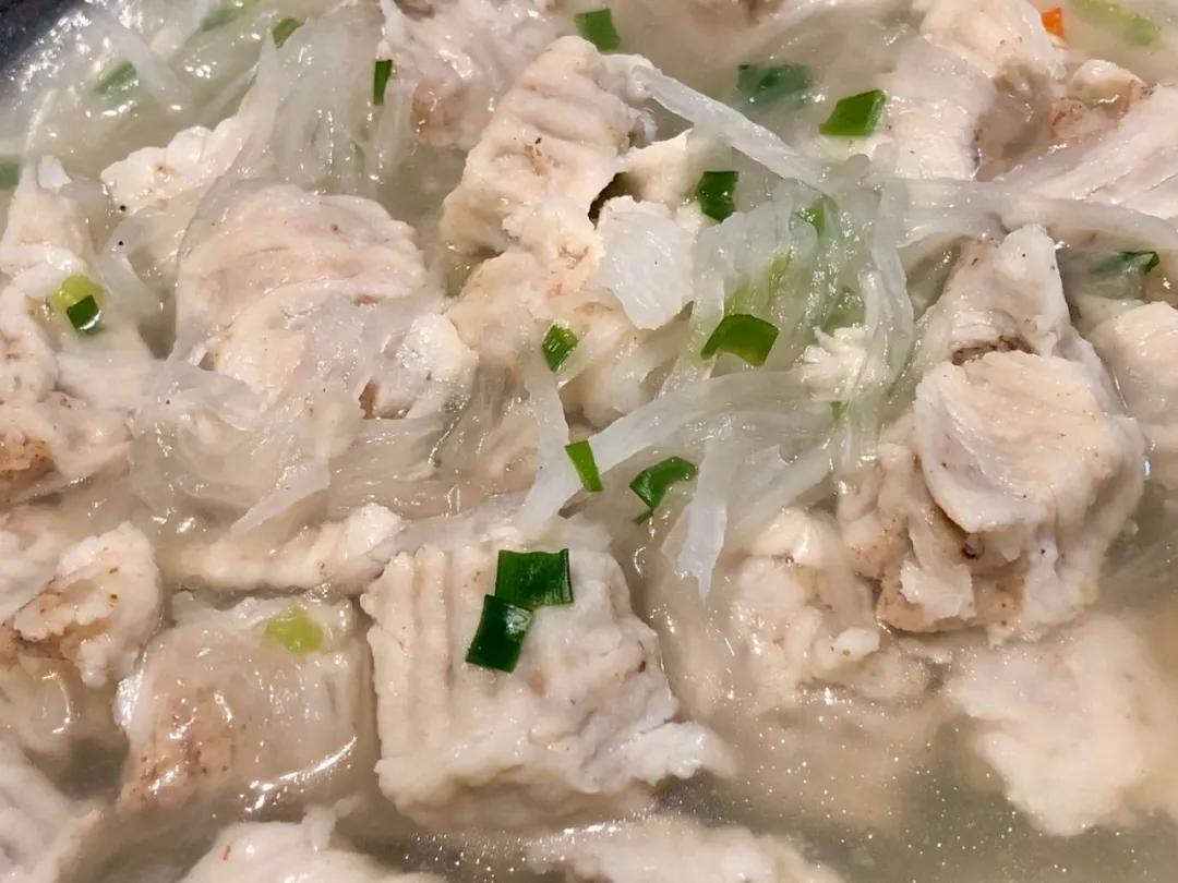 午餐吃爽口弹牙的潮汕鱼册,年前寄来汕头鱼册,来自武汉江城潮爸