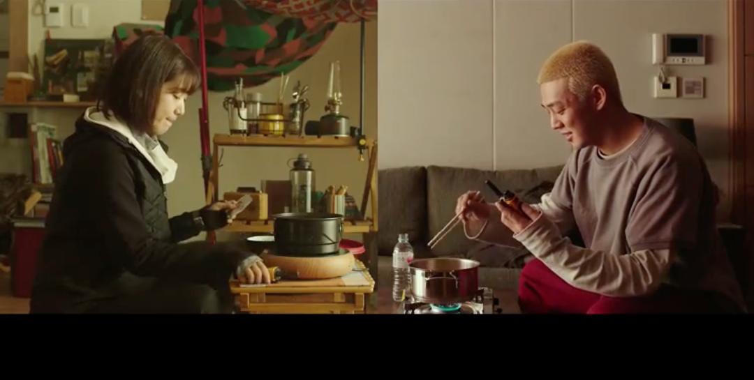 刘亚仁朴信惠阵容强大，韩国丧尸大片《活着》比釜山行2好看？