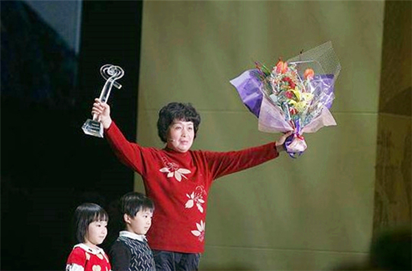 11年前,那位每天暴走10公里,割肝救子的武汉妈妈,现状如何